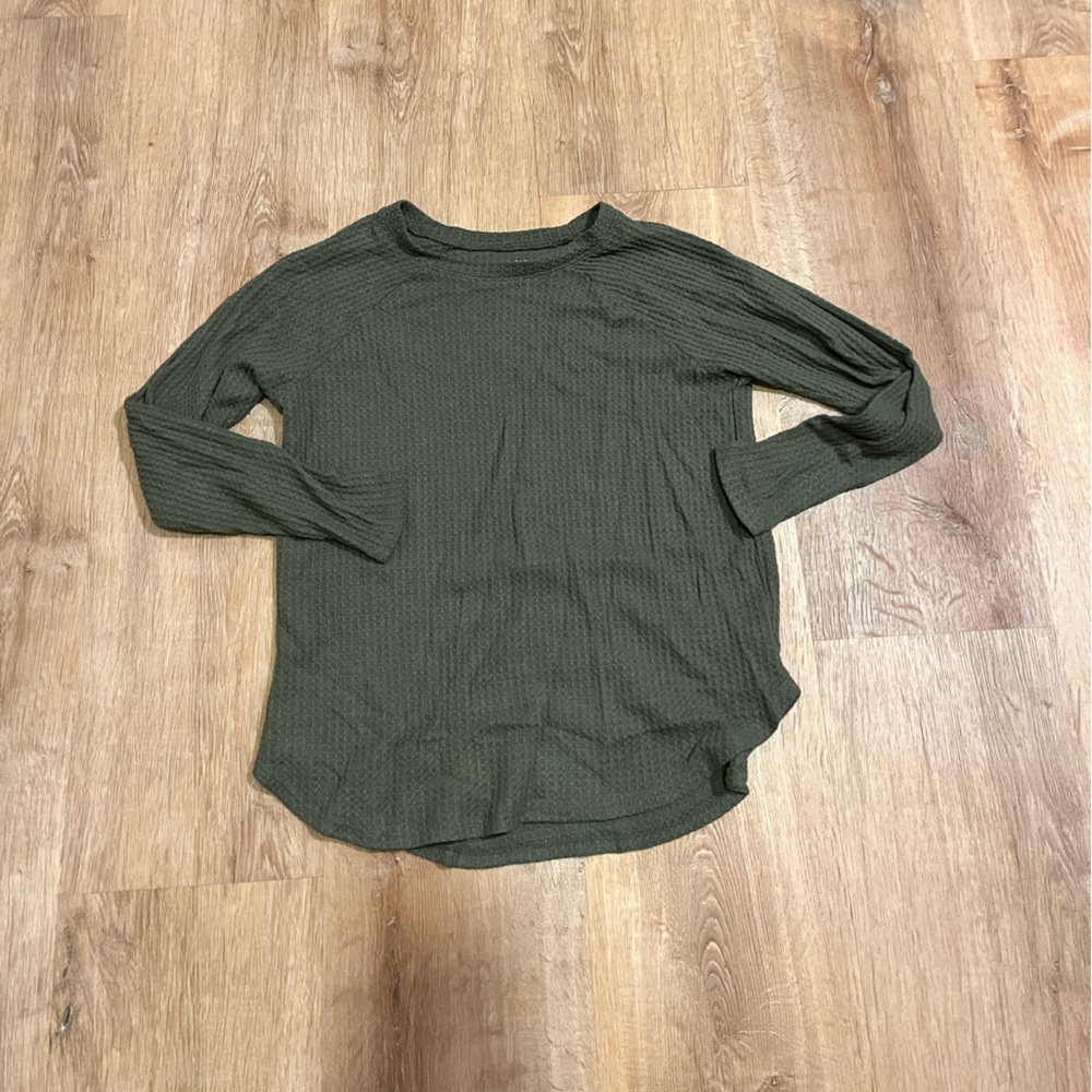 American Eagle long sleeve